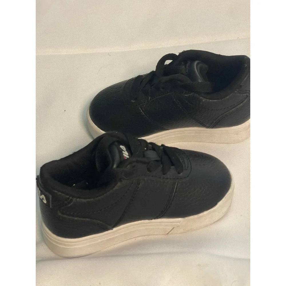 Fila Original Fitness Toddlers' Shoes‎ Black-White-Red Size 6 Bin3